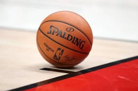 NBA确认更换用球 斯伯丁将退出历史舞台 威尔森全面合作-第2张图片-江南体育app平台下载最新版(中国)官方网站ios/安卓通用版/手机app